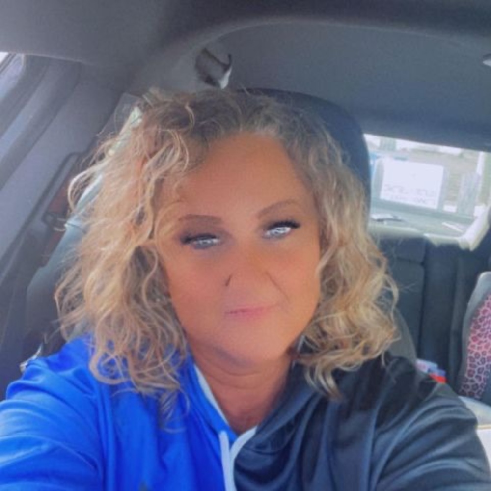 Meet your Posher, Lori